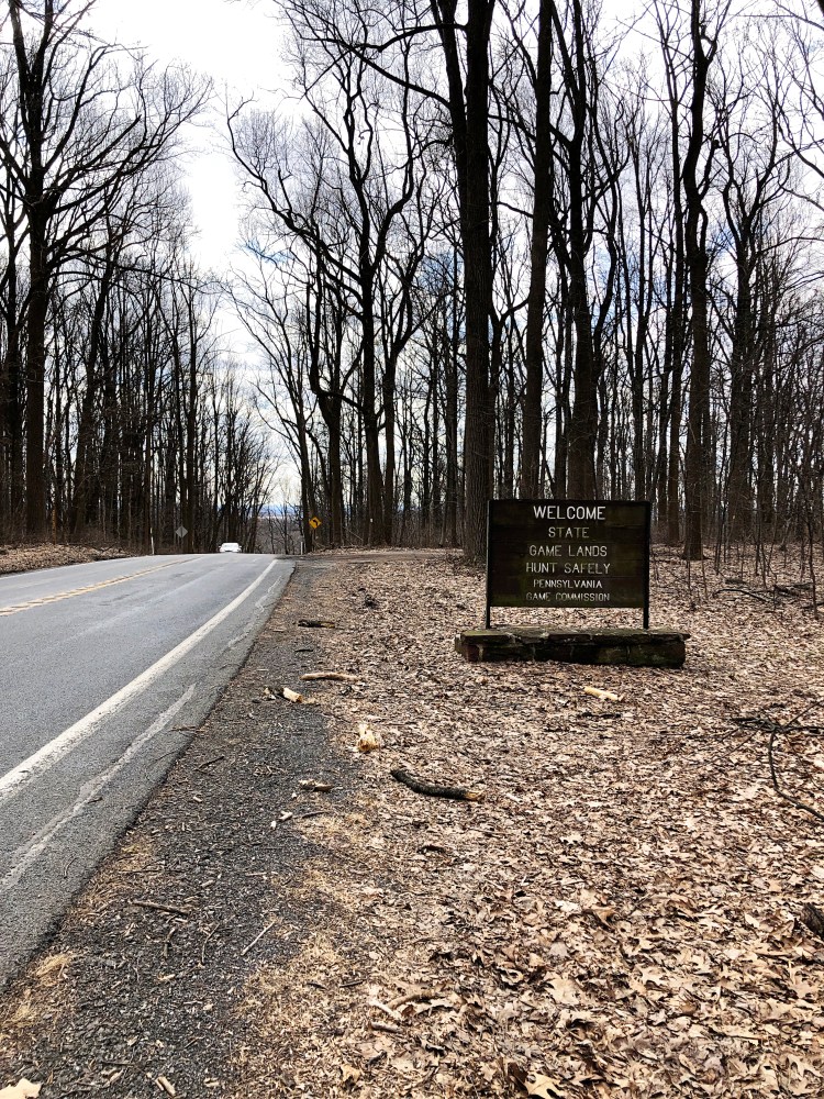 Welcome sign to State Game Lands 145 near the trailhead for Horseshoe Trail to Dinosaur Rock